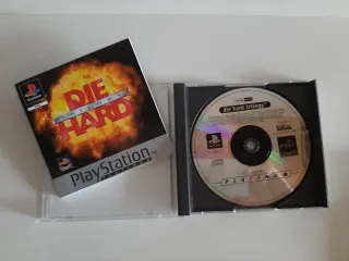 Juegos PS1: Tomb Raider, Alien Trilogy, Die Hard.