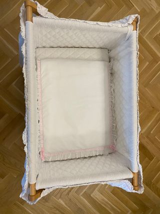 Minicuna Clásica con Vestidura Premium