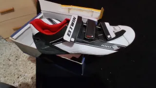 Zapatillas ciclismo Btwin num. 44 con pedales