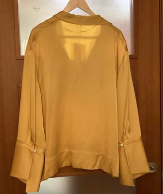 Blusa Zara elegante amarilla Talla XL