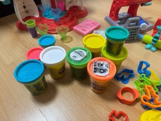 Set Play-Doh Máquina de Helados y Accesorios