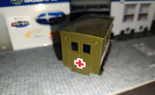 Ambulancia Renault Y-25 Escala 1/43