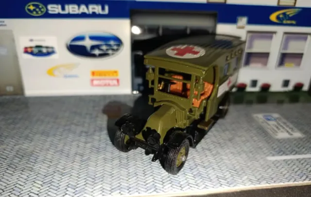 Ambulancia Renault Y-25 Escala 1/43