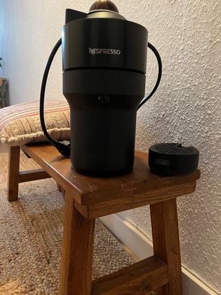 Cafetera Vertuo Pop Nespresso DeLonghi Negra