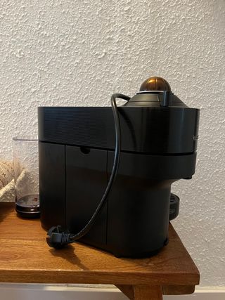 Cafetera Vertuo Pop Nespresso DeLonghi Negra