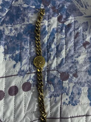 Pulsera Guess Dorada