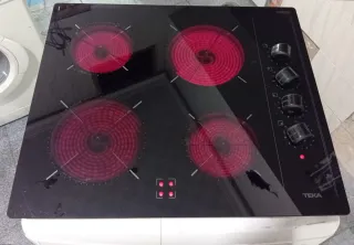 Vitrocerámica 4 fuegos 60€