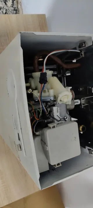 Calentador Junkers Outmatiqou Gas Butano 10L