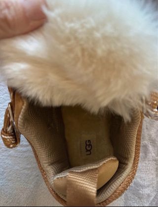 Botas UGG calentitas con pelo talla 26