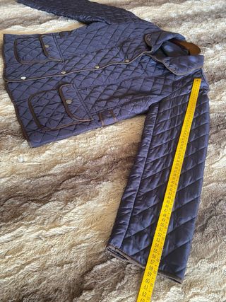 Abrigo acolchado azul marino