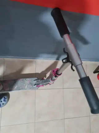 Patinete rosa infantil