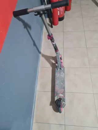 Patinete rosa infantil