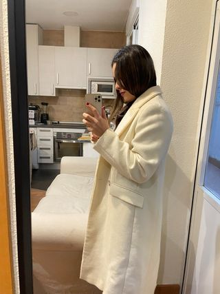 Abrigo blanco Zara