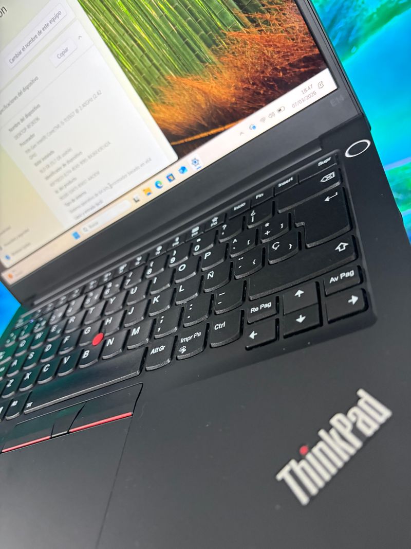 Lenovo - 16/512gb 11th Gen Intel Core i5-1135G7 afbeelding 3