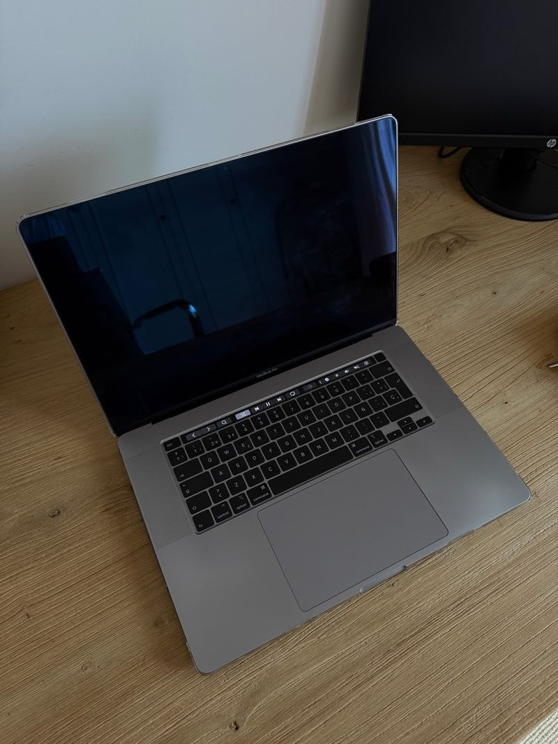 MacBook Pro 16 2019 1TB