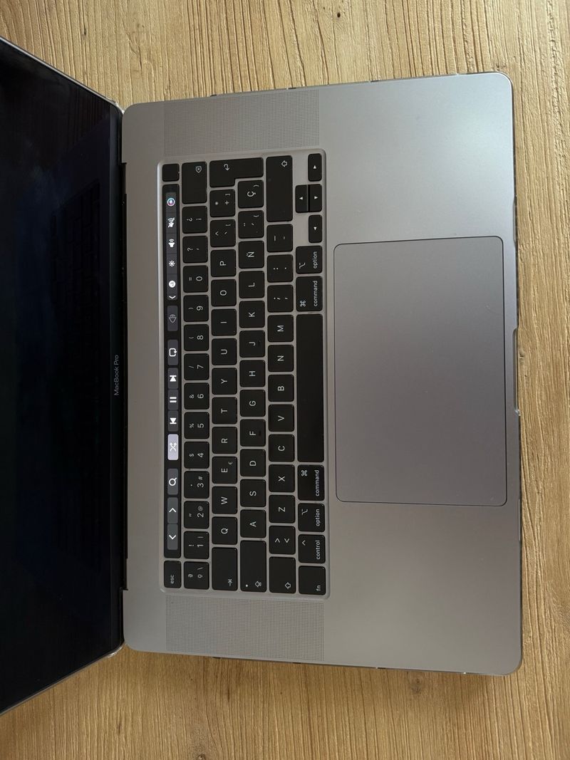 MacBook Pro 16 2019 1TB afbeelding 2