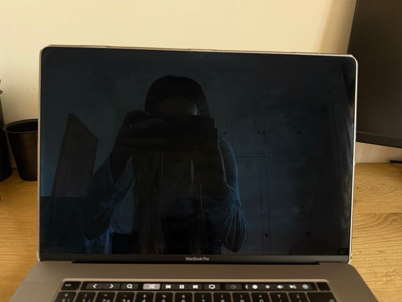 MacBook Pro 16 2019 1TB afbeelding 3