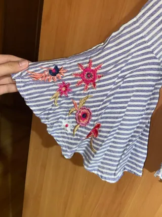 Blusa campesina rayas azules y rosas