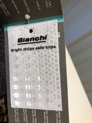 Bianchi Cappellino + Mantella Antipioggia