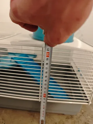 Jaula para hámster con accesorios