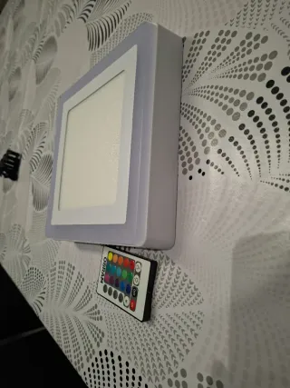 Plafón LED Osram Multicolor y Blanco