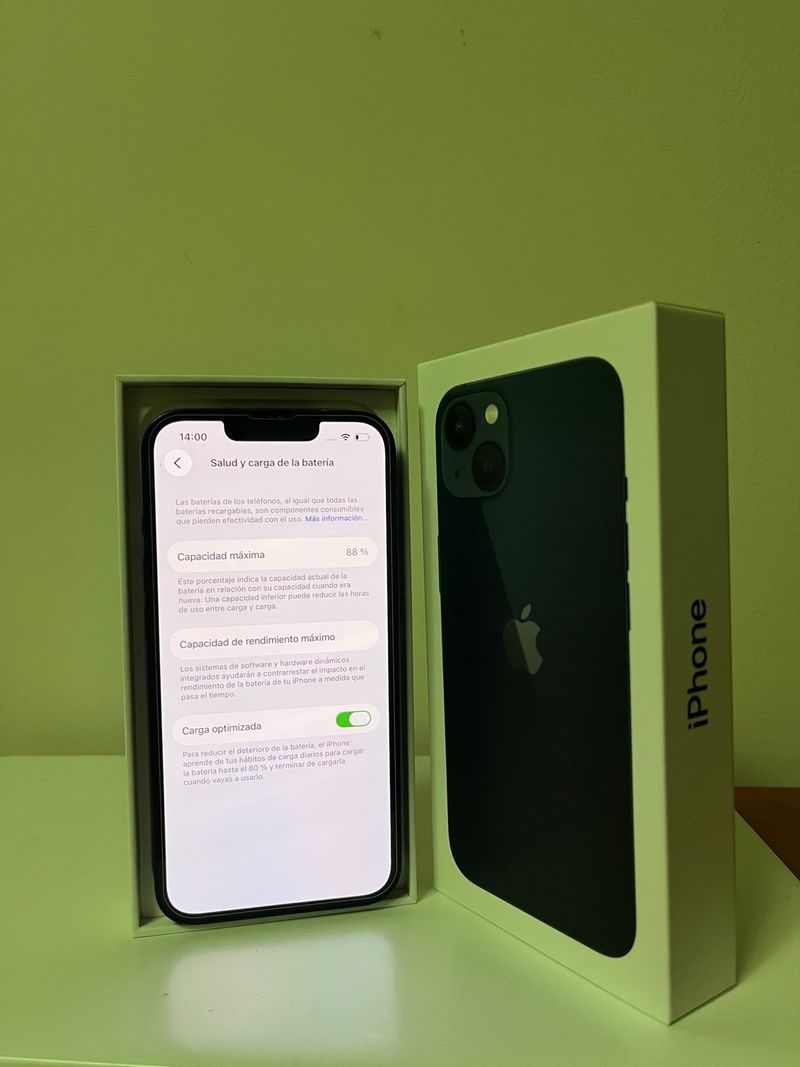 iPhone 13 128GB afbeelding 2