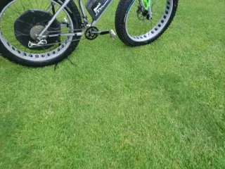 Bicicleta Fat Bike Eléctrica Gris