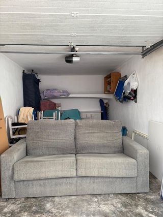 Sofá cama de tela gris