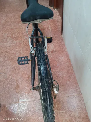 Bicicleta BTWIN Negra