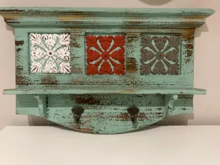 Appendiabiti decorativo in legno e metallo