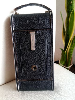 Cámara Zeiss Ikon Cocarette Vintage Analógica.