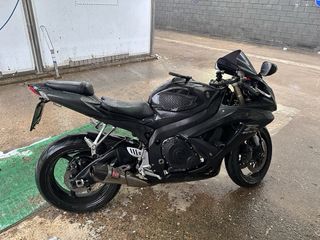 Suzuki GSXR 600 K9 Negra