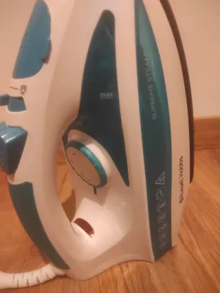 Plancha de ropa Russell Hobbs