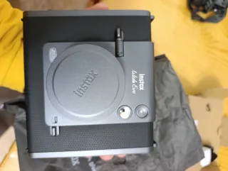 Fujifilm Instax Wide Evo Cámara Híbrida Negra