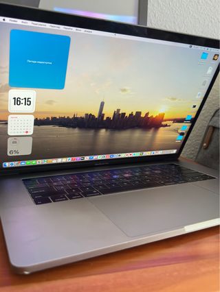 MacBook Pro 15 2019 16GB RAM 512GB SSD