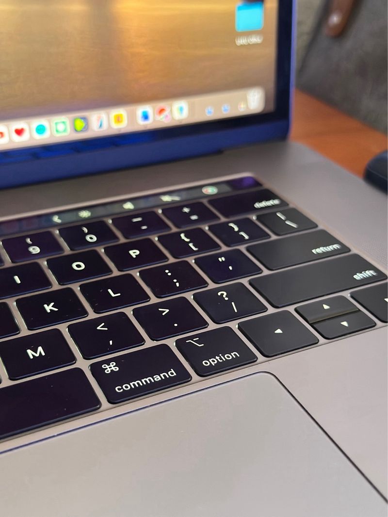 MacBook Pro 15 2019 16GB RAM 512GB SSD afbeelding 4
