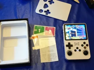 Consola R36S Retro con Juegos