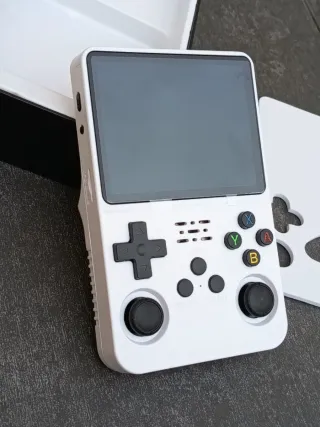 Consola R36S Retro con Juegos