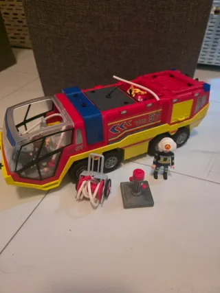 Camión Bomberos Playmobil con Accesorios
