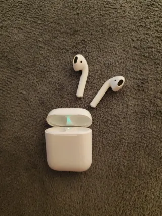AirPods+ Razer Kishi V2