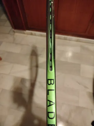 Raqueta Wilson Blade V8. 265grs.