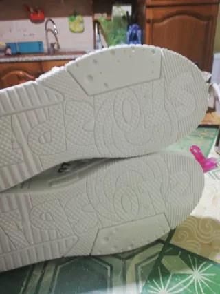 Scarpe da ginnastica unisex bianche e nere