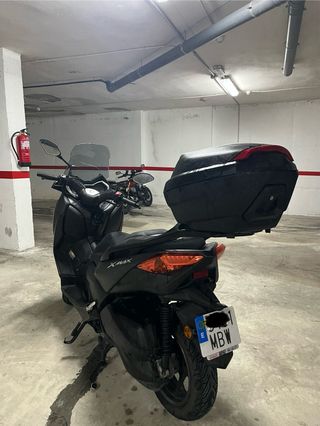 Yamaha XMAX 300 Negra Impecable