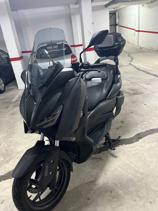 Yamaha XMAX 300 Negra Impecable