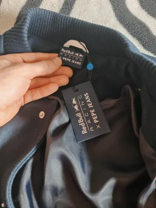 Chaqueta Pepe Jeans x Red Bull Racing Talla M