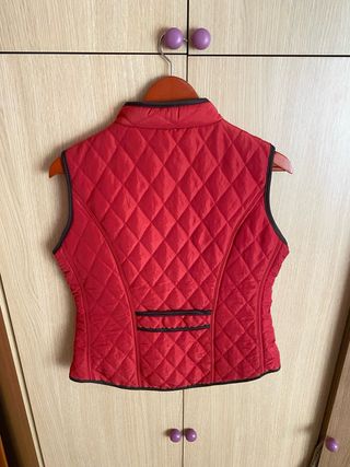 Chaleco acolchado rojo