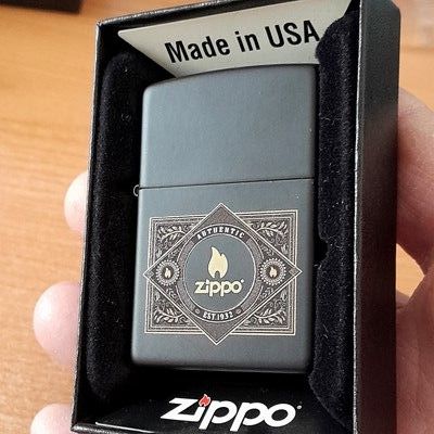 Zippo Raro Closed (Cerrado) Vintage