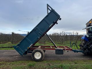 Remolque agrícola basculante ANDO