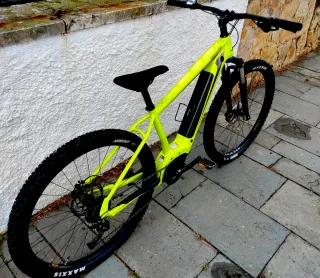 Bici eléctrica Cannondale Neo 4 (4250 km)