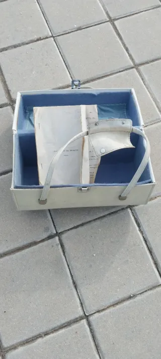 Proyector de cine Magnon ZRS antiguo